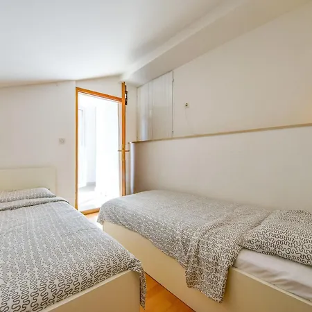 Lucija Apartament