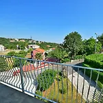 Lucija Διαμέρισμα *
