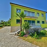 Lucija *