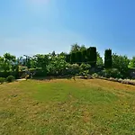 Lucija *