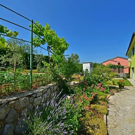 Apartament Lucija By Interhome *