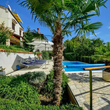 Appartement Lucija *