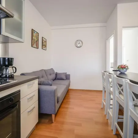 Lucija Appartement Matulji